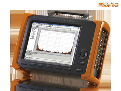 �����������\���x